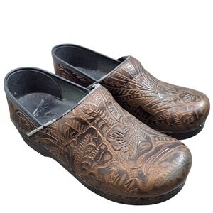 Dansko Embossed Leather Clogs Brown Casual Slip On Comfort Shoes Women's Size 7
